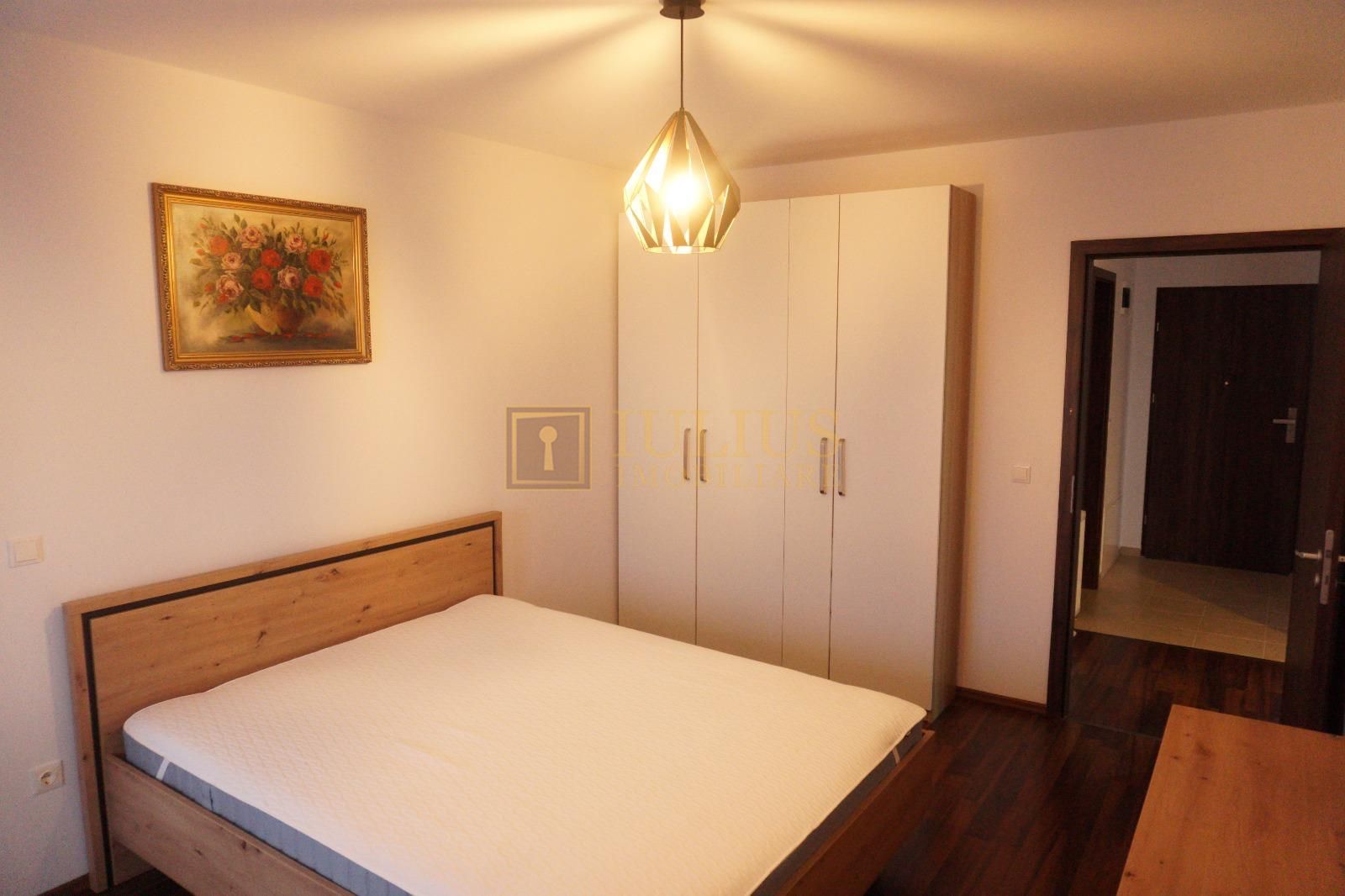 2 camere| Uranus Plaza| parcare in spatele blocului la discretie| balcon deschis - Poză 3