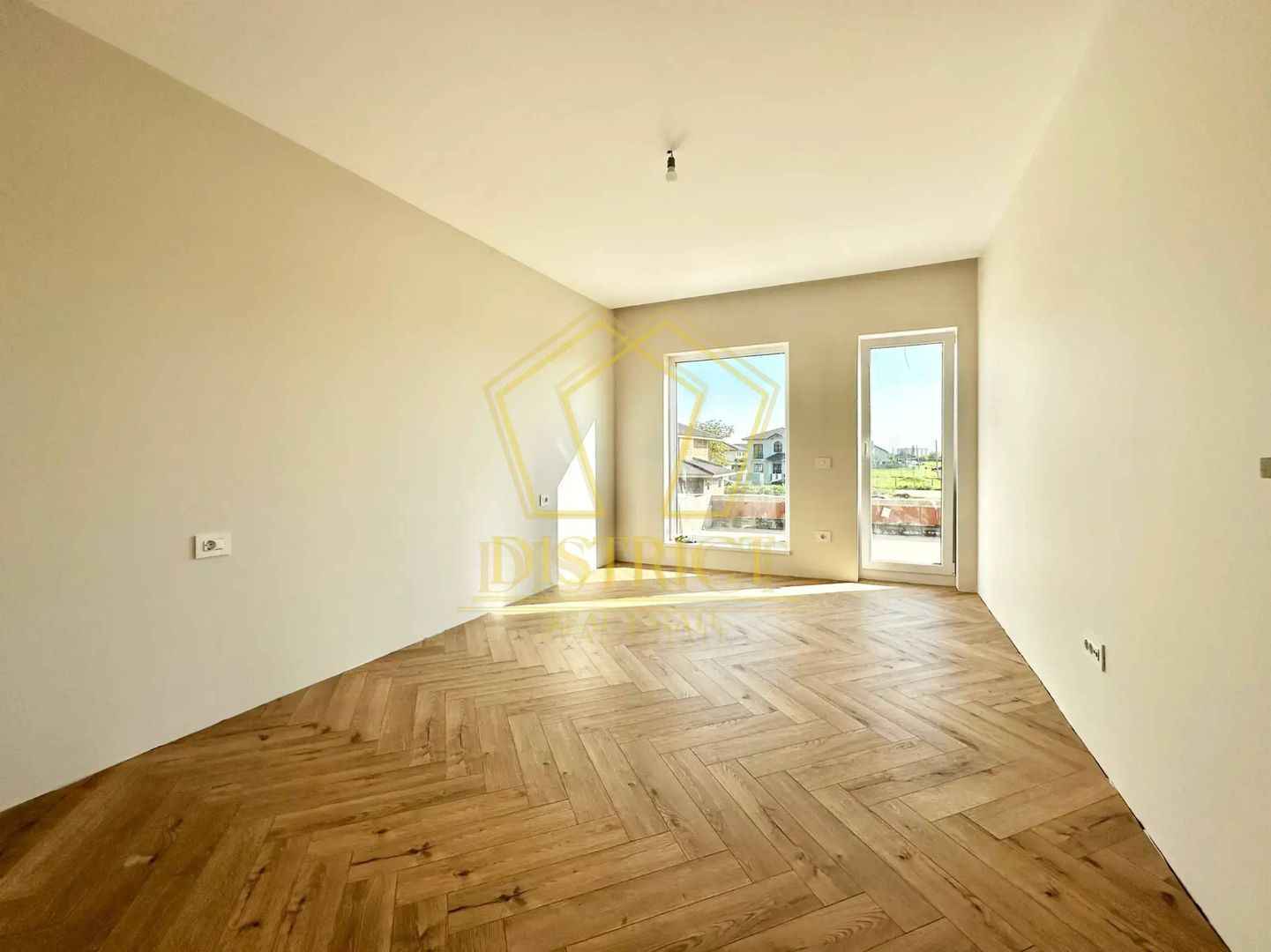 Duplex deosebit cu 4 camere | Dumbravita - Poză 1