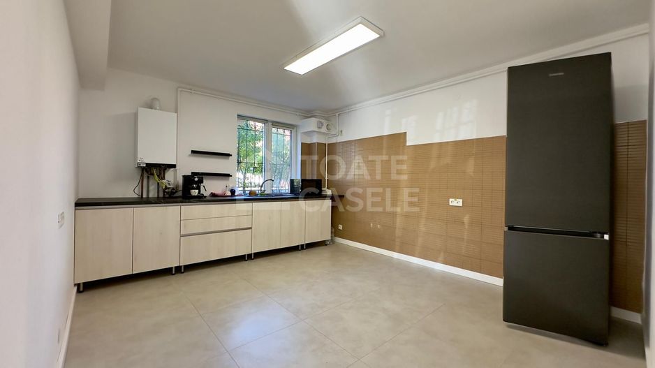 Spațiu ideal pentru birou sau activitate profesională – aproape de Iulius Mall - Poză 6