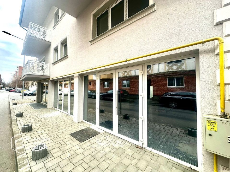 Cladire cu destinatie comerciala,800mp, D,P+2Etaje,locatie exceptionala - Poză 4