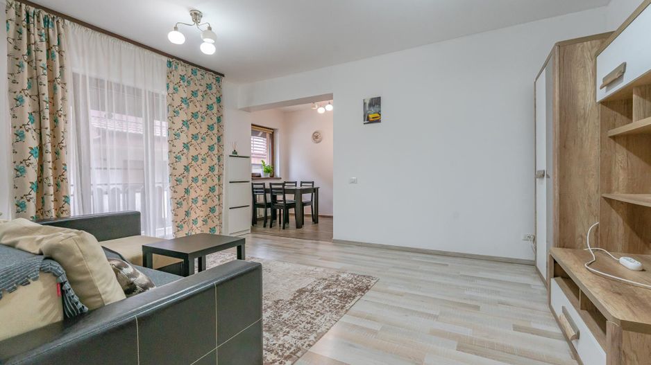 Apartament mobilat si cu loc de parcare - Poză 2