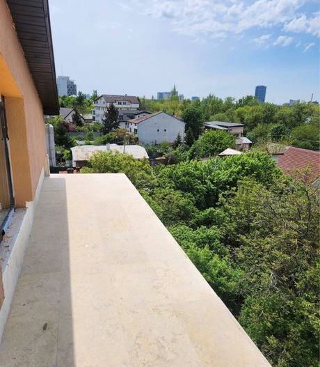 Ap 3 camere 130 m utili et 3   Baneasa strada dobrogeanu gherea  particular - Poză 2