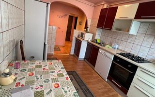 Apartament de inchiriat cu 3 camere. Zona Micro 5/1 (B-dul Traian) - Poză 7