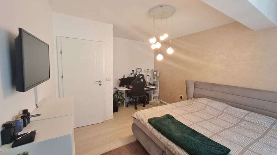 Duplex minimalist cu piscina - Poză 6