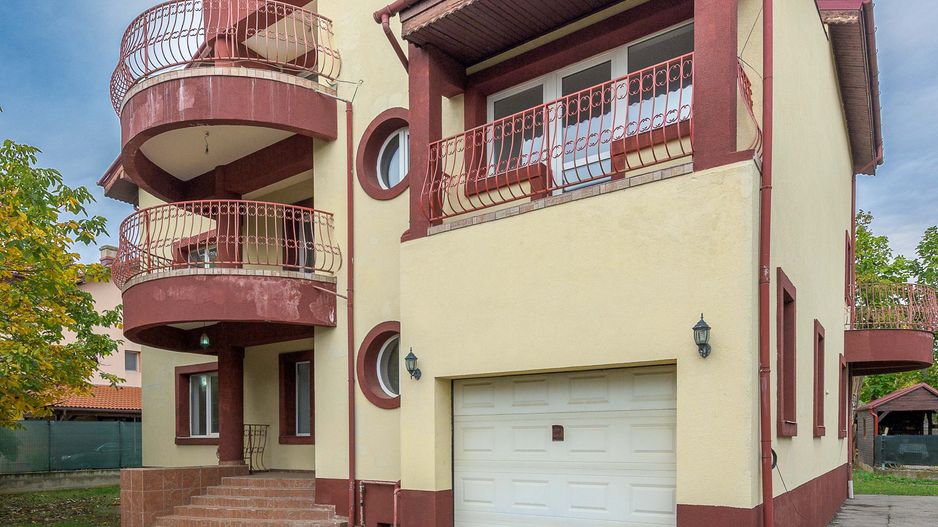 DE VANZARE  Vilă cu 14 camere PIPERA/VOLUNTARI/ROND OMV - Poză 4