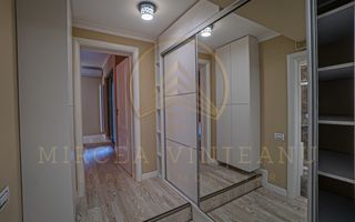 Delfinariu/B-dul. Mamaia - Apartament cu 3 camere într-un bloc finalizat în 2009 - Poză 30