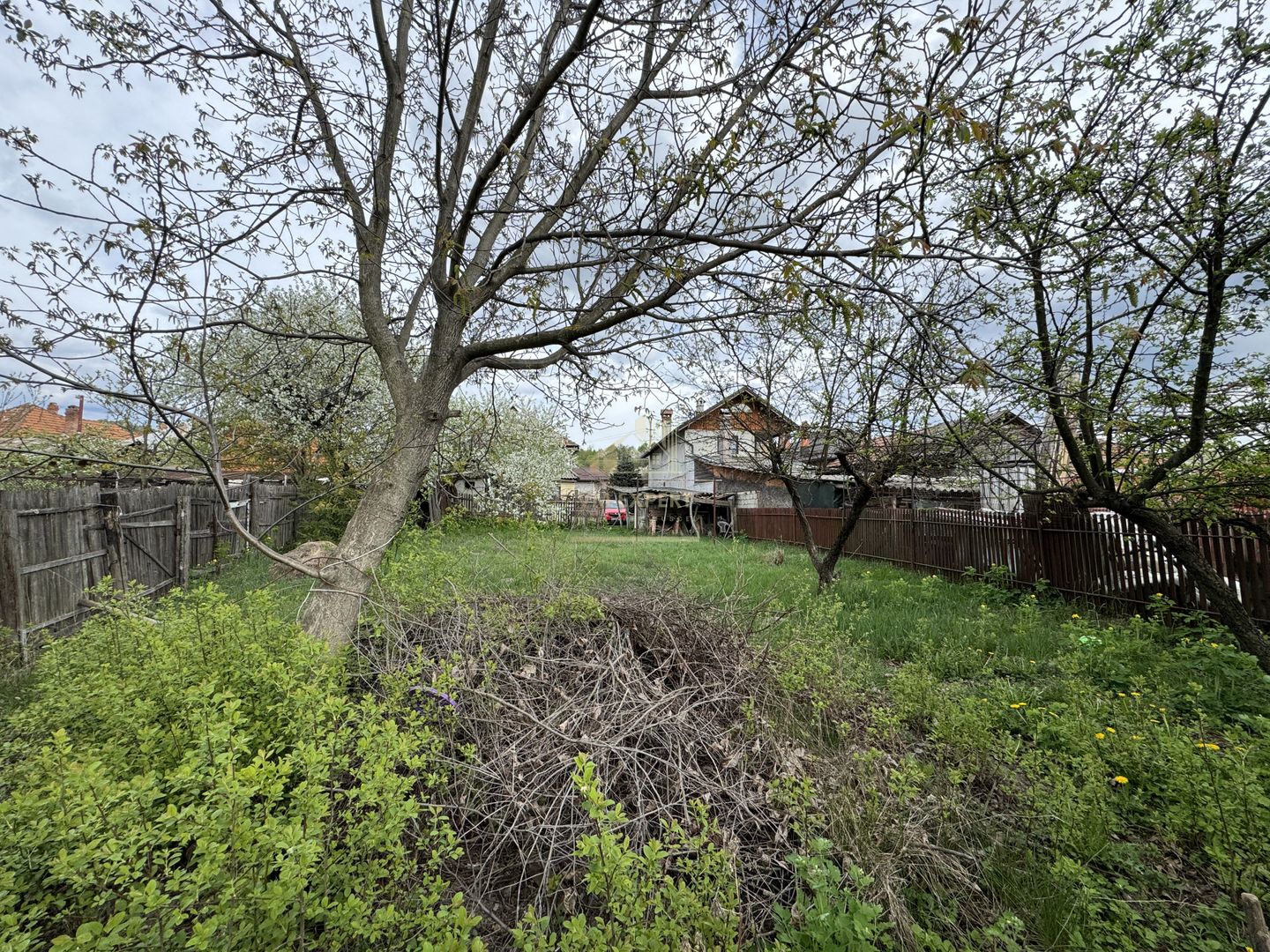 CASA 4 CAMERE, TEREN 604 MP, VOINESTI LERESTI, COMISION 0% - Poză 36