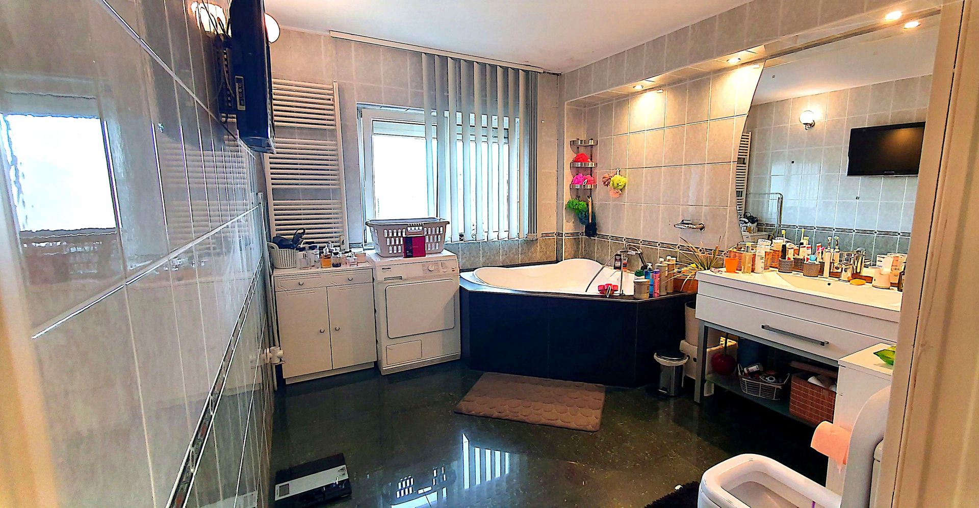3 camere | 90 mp | 2 băi | Garaj | Mobilat și utilat modern - Poză 10