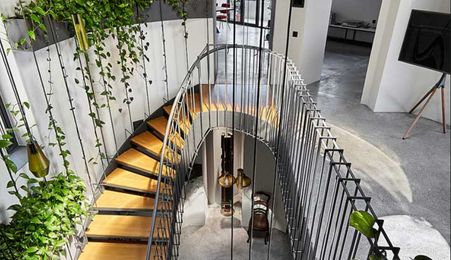 Casa Trei | Arhitectură neoclasică reinterpretată contemporan