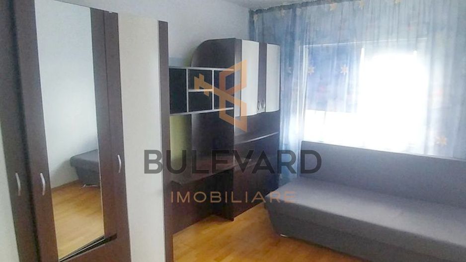 Ap 3 camere decomandate, semicentral, zona verede si linistita - Poză 9