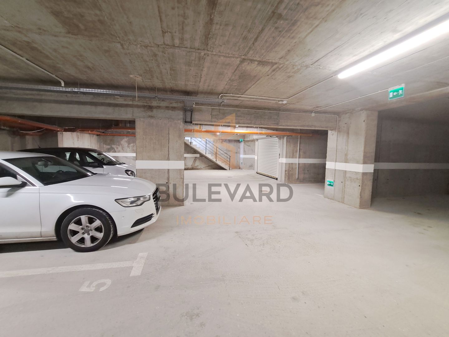 Apartament 2 camere, terasa de 15 mp, garaj subteran, boxa, Centru! - Poză 20