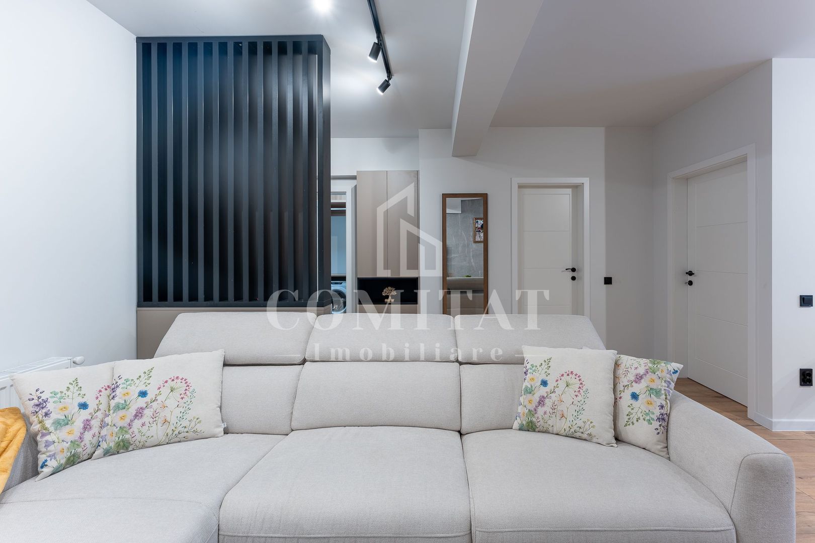 Apartament ultrafinisat | Etaj intermediar | Cartier Terra-Floresti - Poză 10