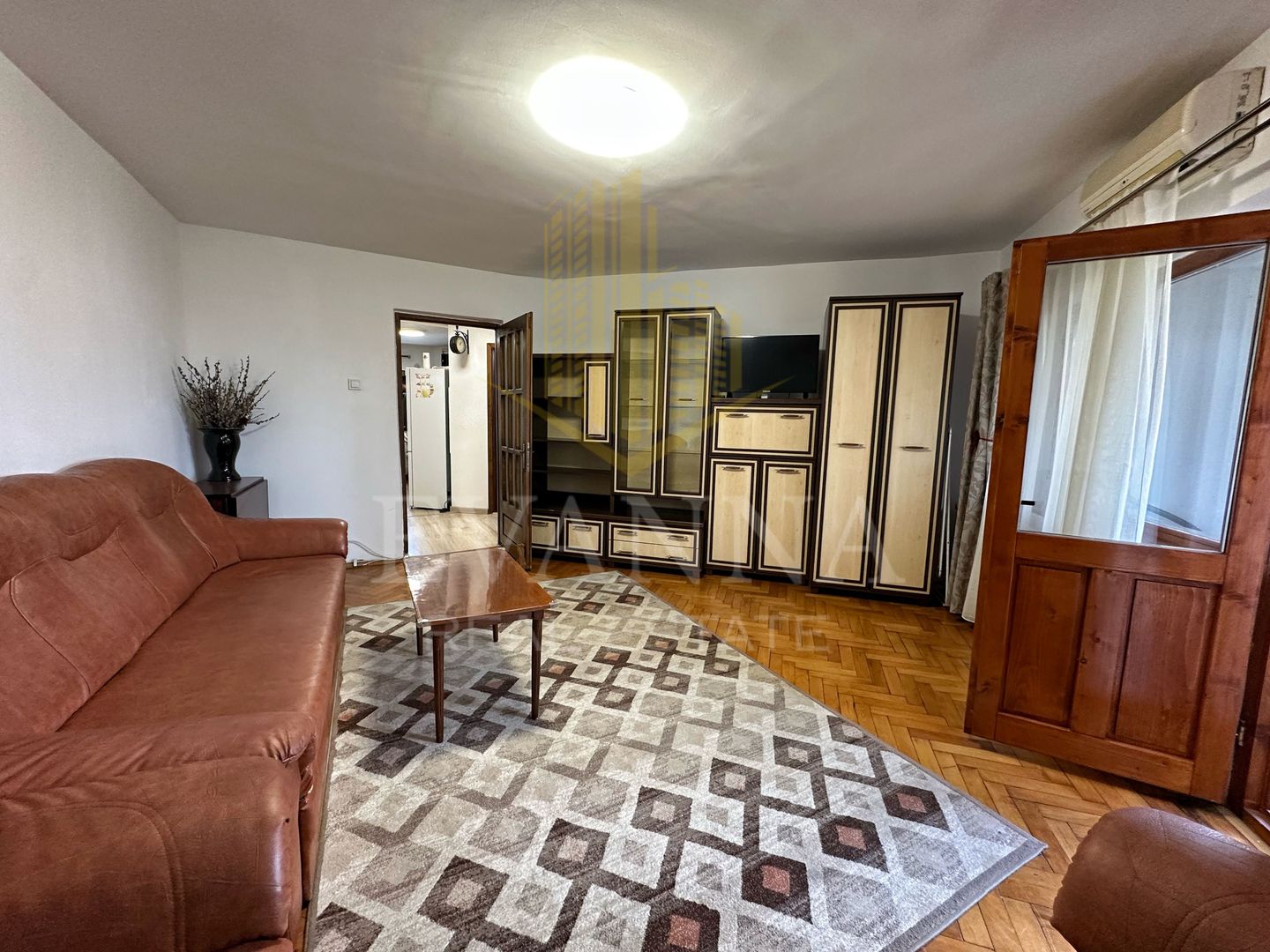 Apartament 2 camere, decomandat, bd-ul Republicii - Poză 6