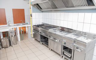 Pensiune, teren 4.460 mp, Hidișelul de Jos, Bihor. 685.000 Euro (neg). - Poză 32