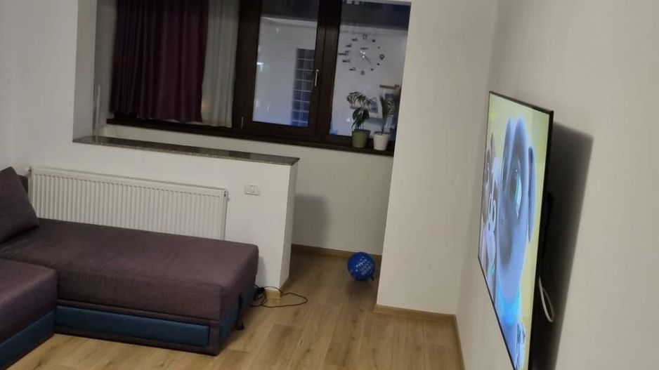 Vand sau schimb apartament 3 camere - Poză 2