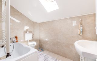 Mansardă cu 2 dormitoare și loc de parcare - 0% COMISION - Poză 5