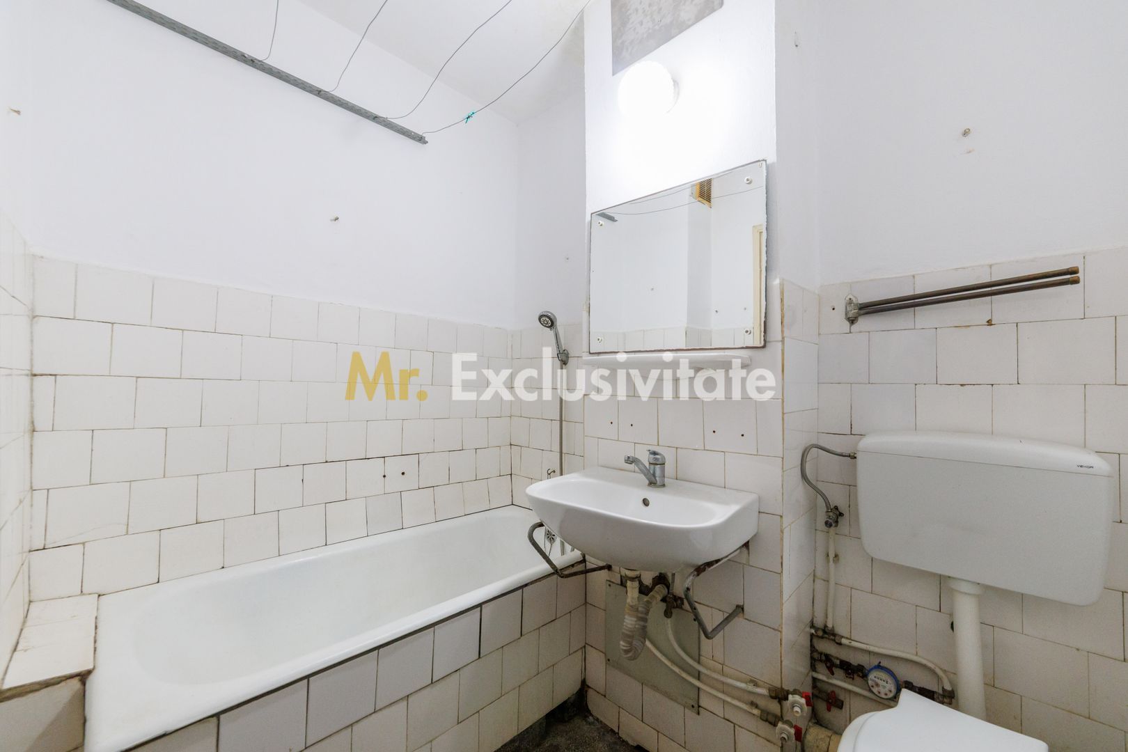 2 camere decomandate, Banat – etaj 2, centrală proprie, zonă excelentă - Poză 9