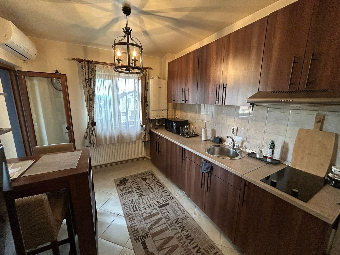 Apartament 2 camere, etaj 2 - zona Cetate - Poză 6