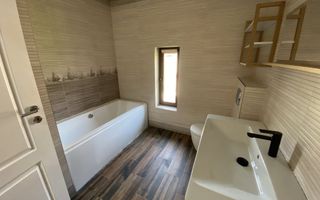 Casă modernă, complet mobilată – Tăuții-Măgherăuș - Poză 12