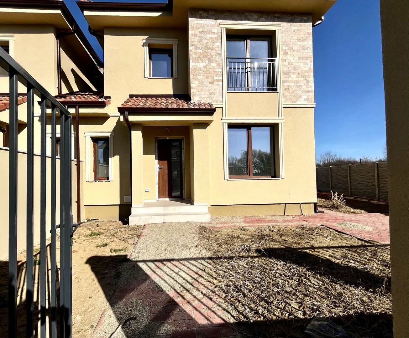 Duplex modern, separat prin camera tehnica, in Ghiroda - zona Primărie - Poză 25