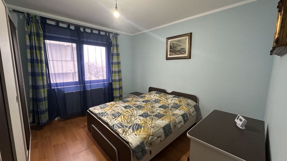 Apartament 3 camere | 70 mp | Etaj 3/4 | Centrala proprie - Poză 1