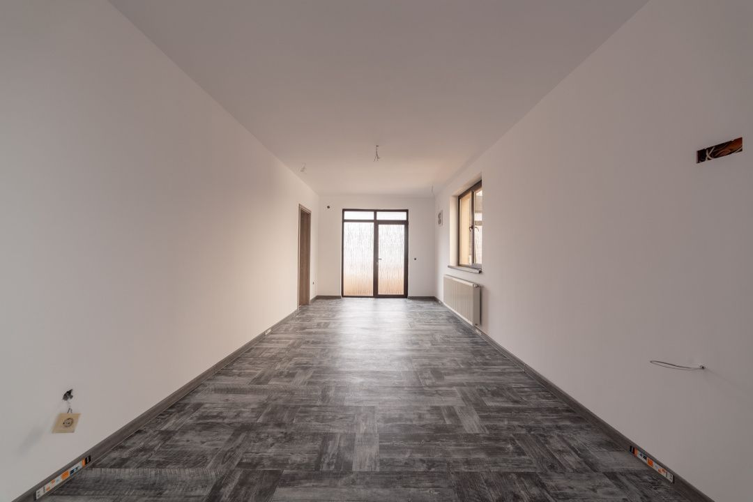 Casă spațioasă P+1+M – Izvorani, Ștefănești | Ideală pentru 2 familii! - Poză 14