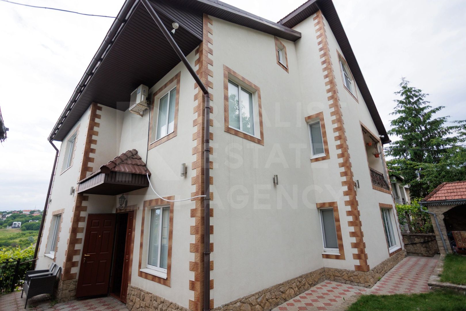Vânzare, casa, 8 camere, str. Olimpica, Codru - Poză 24