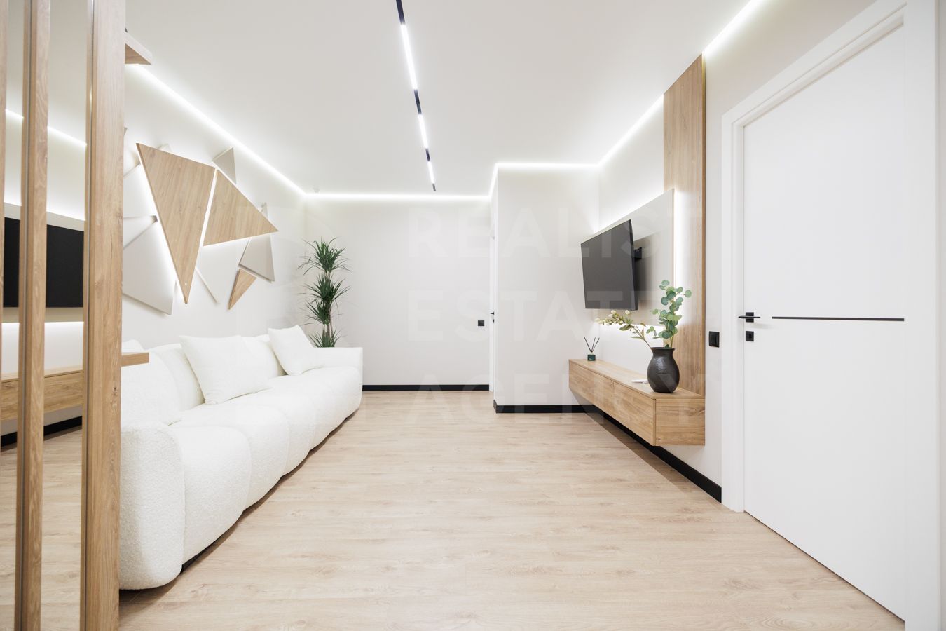 Vânzare, apartament, 2 camere, str. Vasile Lupu, Buiucani - Poză 2