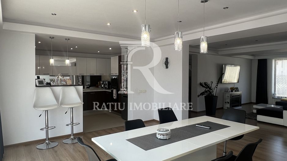 Casa cu 5 camere | P+M | Iosia | Oradea - Poză 7
