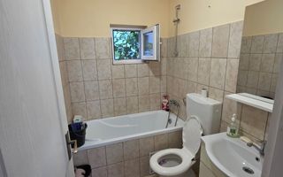 Casă pe nivel 50 mp utili + 1100 mp teren, Mocira zona Aramis - Poză 8