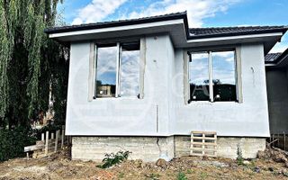 Casa de vanzare cu 4 camere in zona Gheorghe Doja - Poză 4