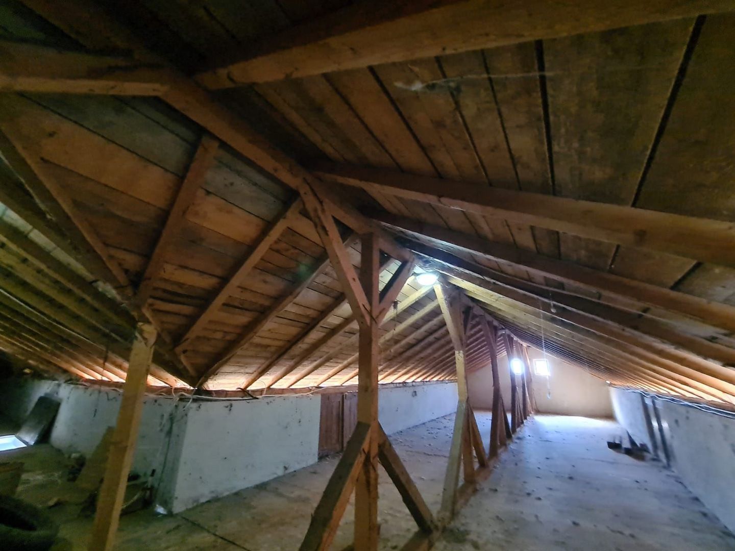 Casa mixta Urziceanca - Poză 9