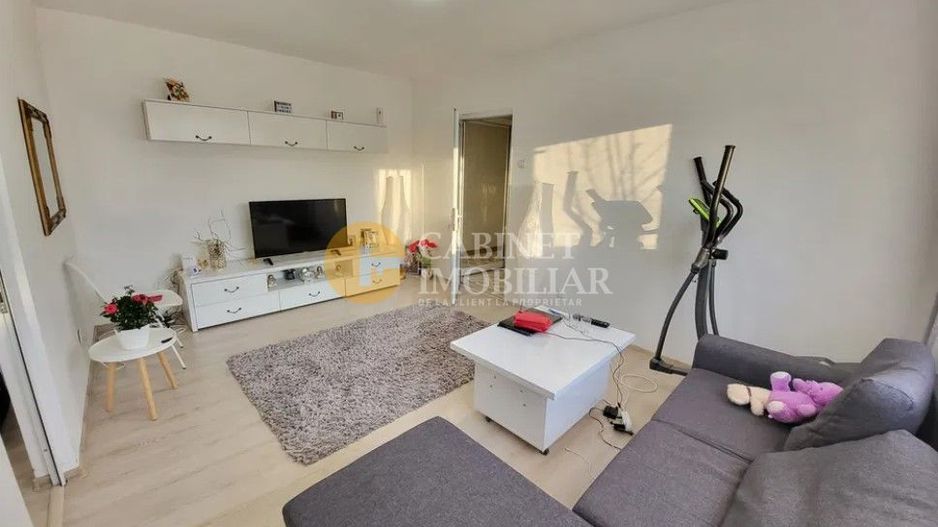 Etaj 3  Apartament cu 2 camere - bloc fara risc - Mobilat/utilat - Podu Ros - Poză 2