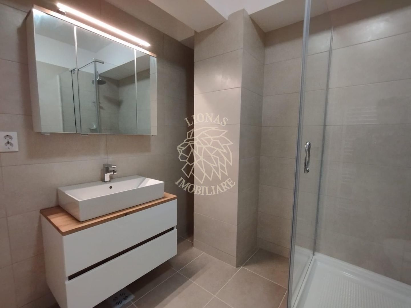 COMISION 0%! Apartamente mobilat si utilat 3 camere Zona Terra - Poză 8