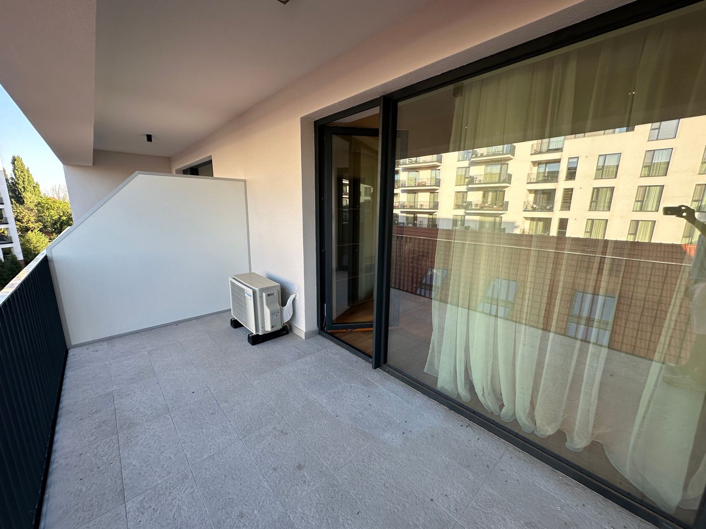 Apartment Paltim 2 camere loc de parcare - Poză 13