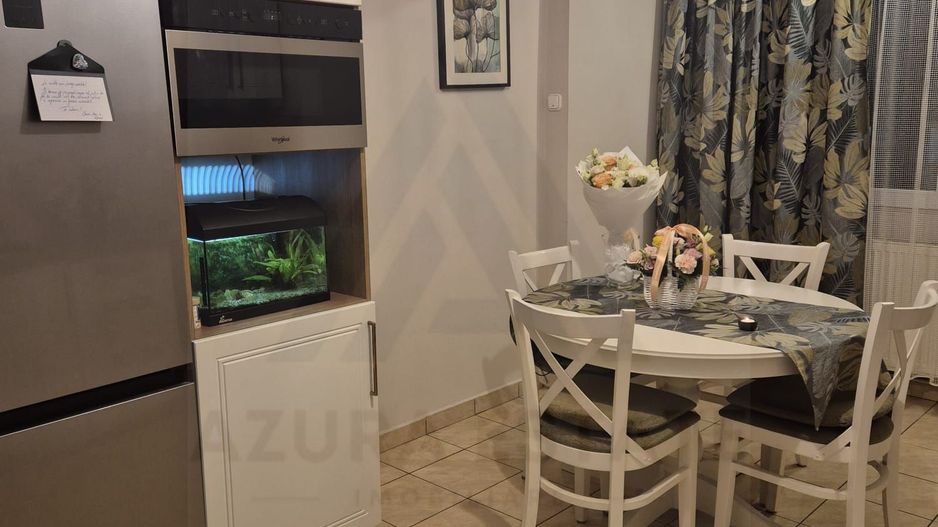 Apartament 3 camere 2 dormitoare pivnita in Vasile Aaron - Poză 3