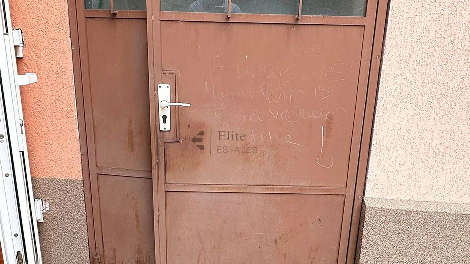 Casa cu 6 camere de vanzare in Rogerius/Stadion - Poză 21