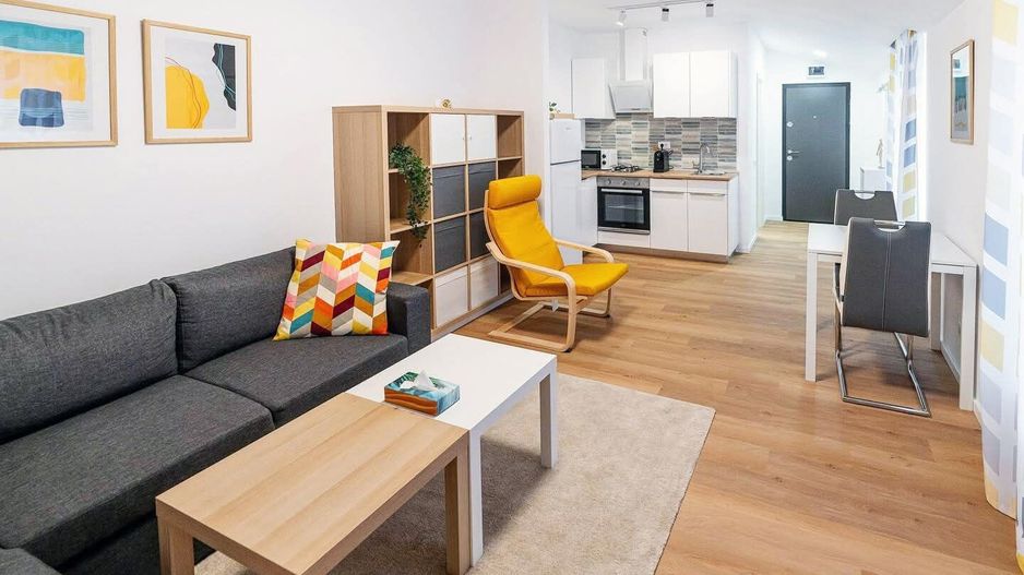 Apartament Eminescu // Dacia - Poză 1