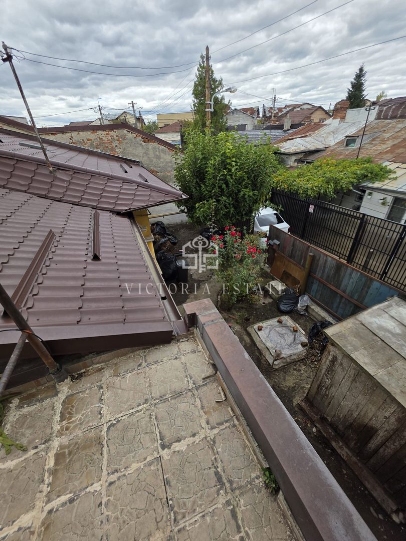 Casă de vânzare în Ploiești 4 camere - Poză 4