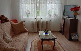 APARTAMENT 2 CAMERE PARTER CENTRU CAMPULUNG - Poză 2