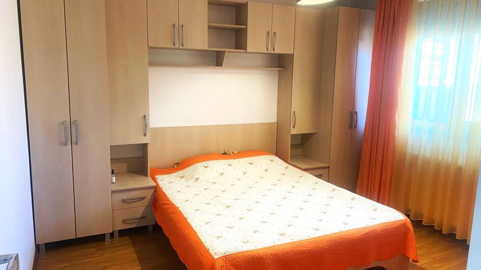 Apartament 3 camere Tractorul - Poză 9