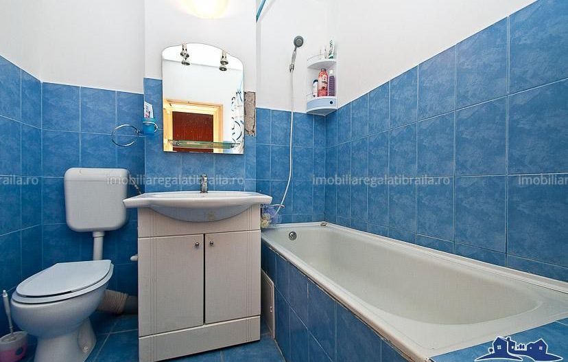 De inchiriat apartament cu 2 camere, Piata Centrala, 370 euro - Poză 4