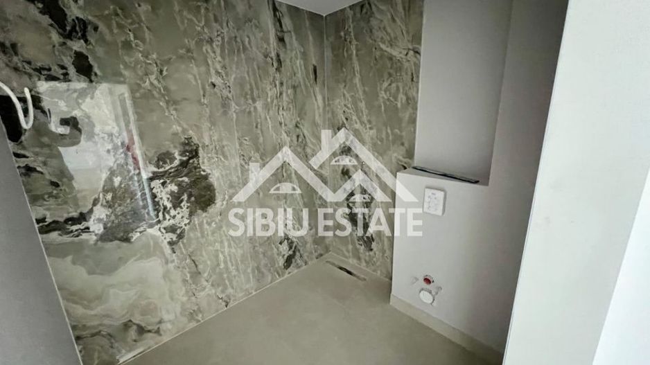Apartament Premuim 3 camere Sibiu central, boxa si garaj  - Poză 17