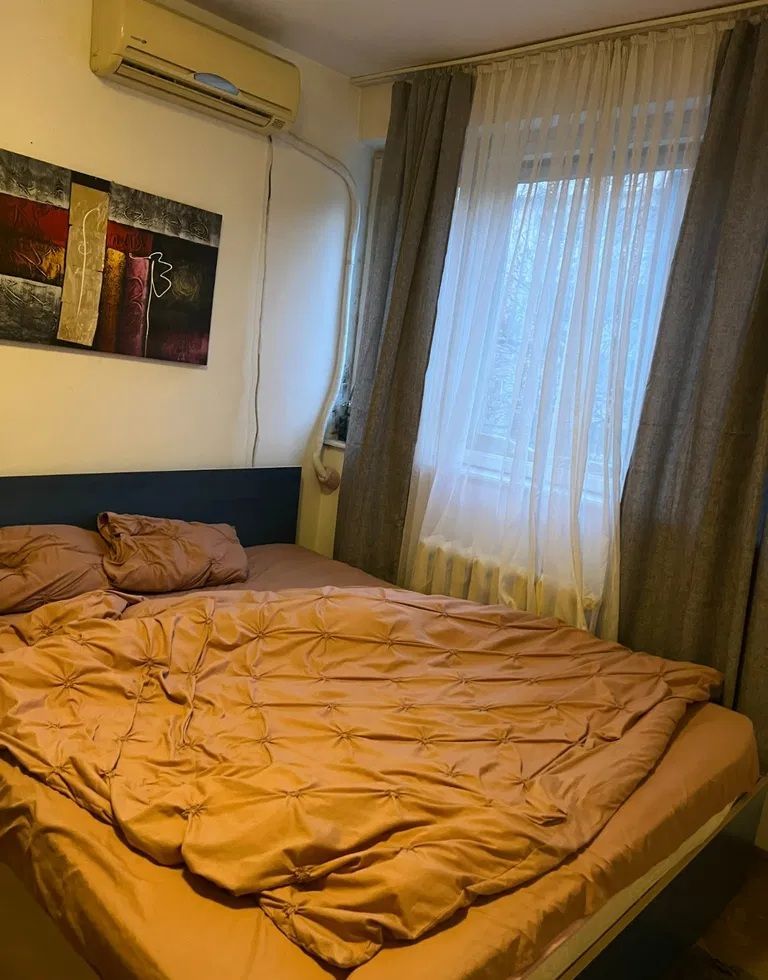 Apartament 2 camere de vanzare  Drumul Taberei - Poză 3