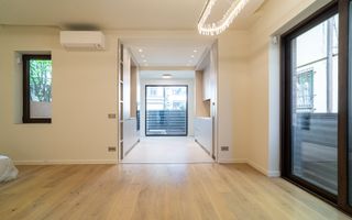 Vila Unica Noua cu 8 camere *300mp* /fotovoltaice si pompa cladura// Dorobanti - Poză 1