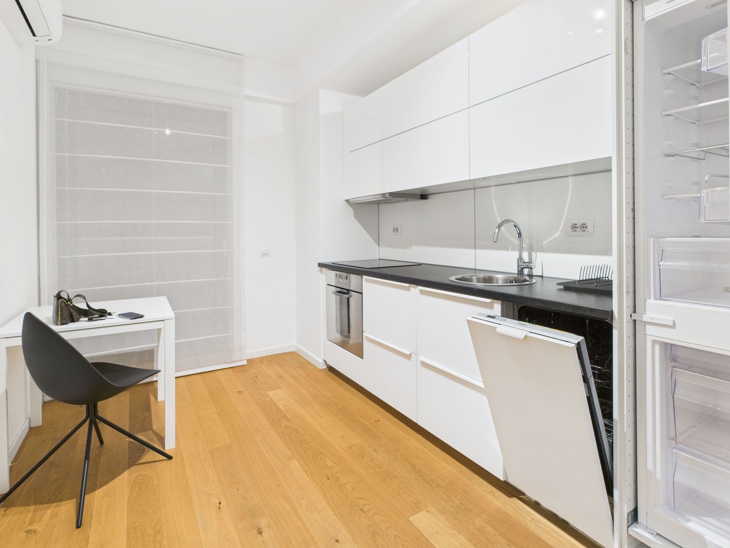 Apartament 2 camere Herăstrău-Șoseaua Nordului cu parcare inclusă - Poză 5