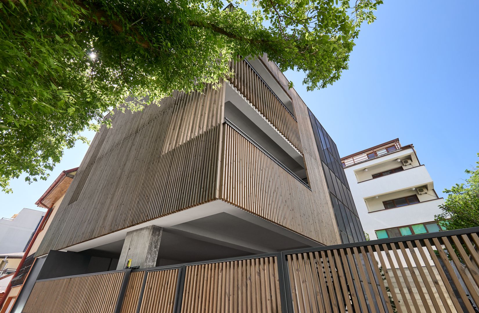Floreasca–Dorobanți, doua etaje, 4 camere, curte proprie, vila 2025 - Poză 26