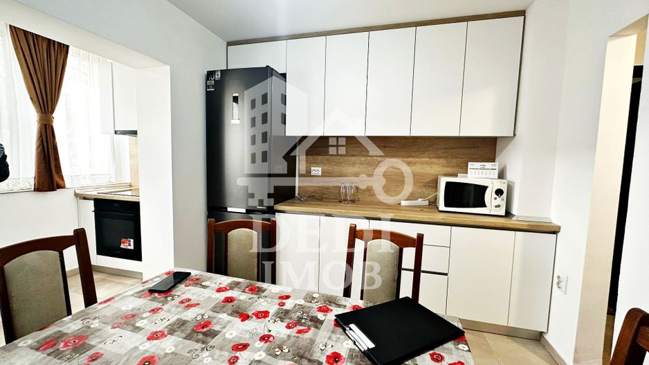 Apartament 3 camere de inchiriat zona Dacia, Oradea - Poză 4