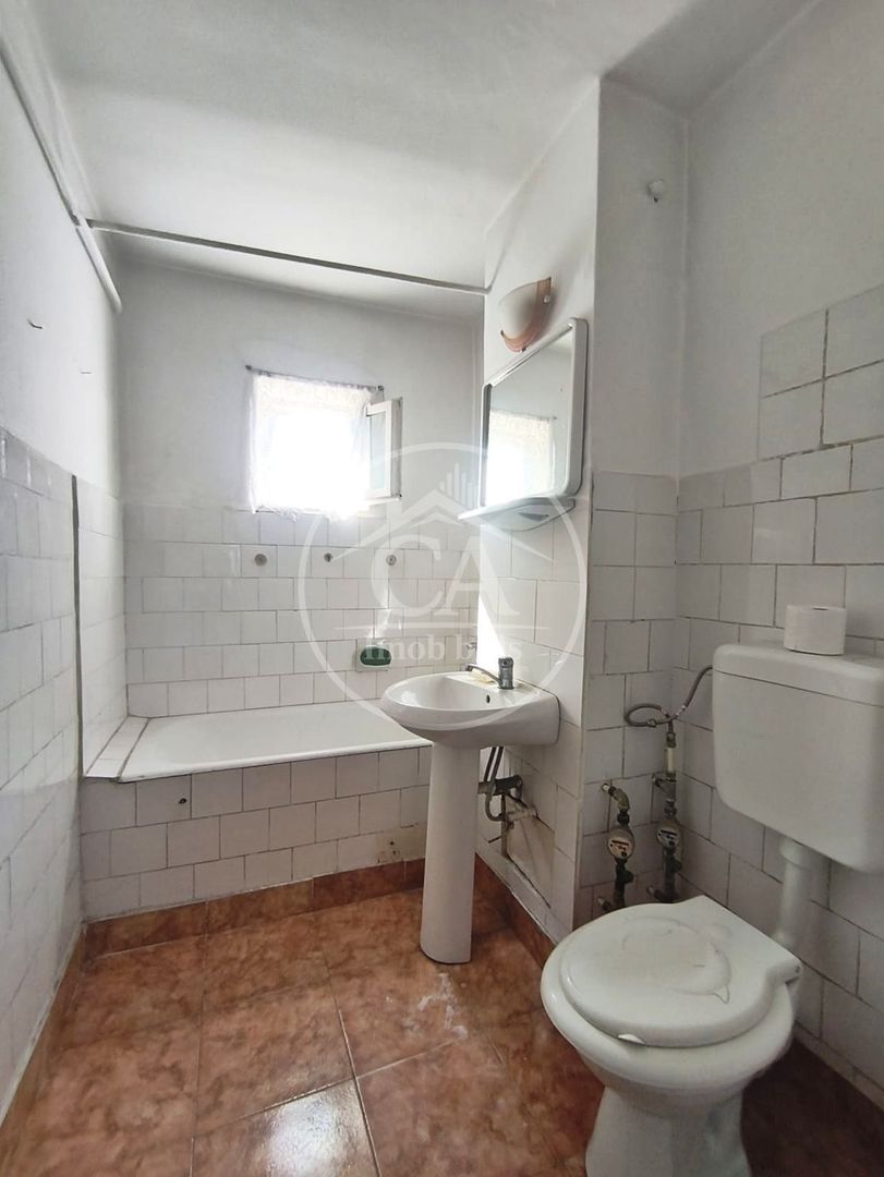 Apartament cu 2 camere de vanzare in Rogerius Oradea - Poză 13