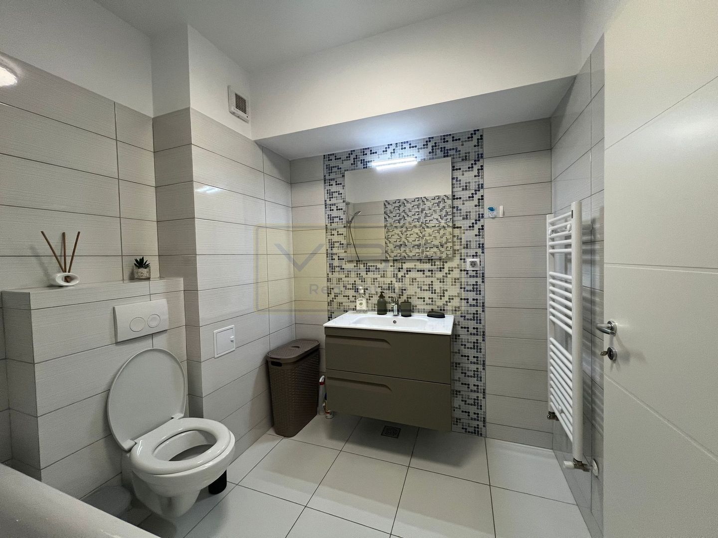 Apartament 2 camere decomandat Conest Evolution - Poză 12